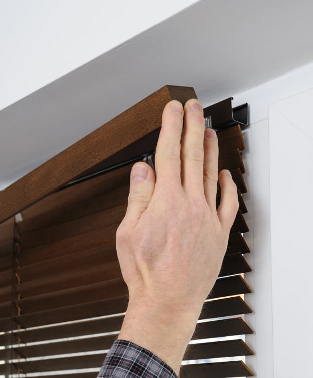 horizontal window blinds