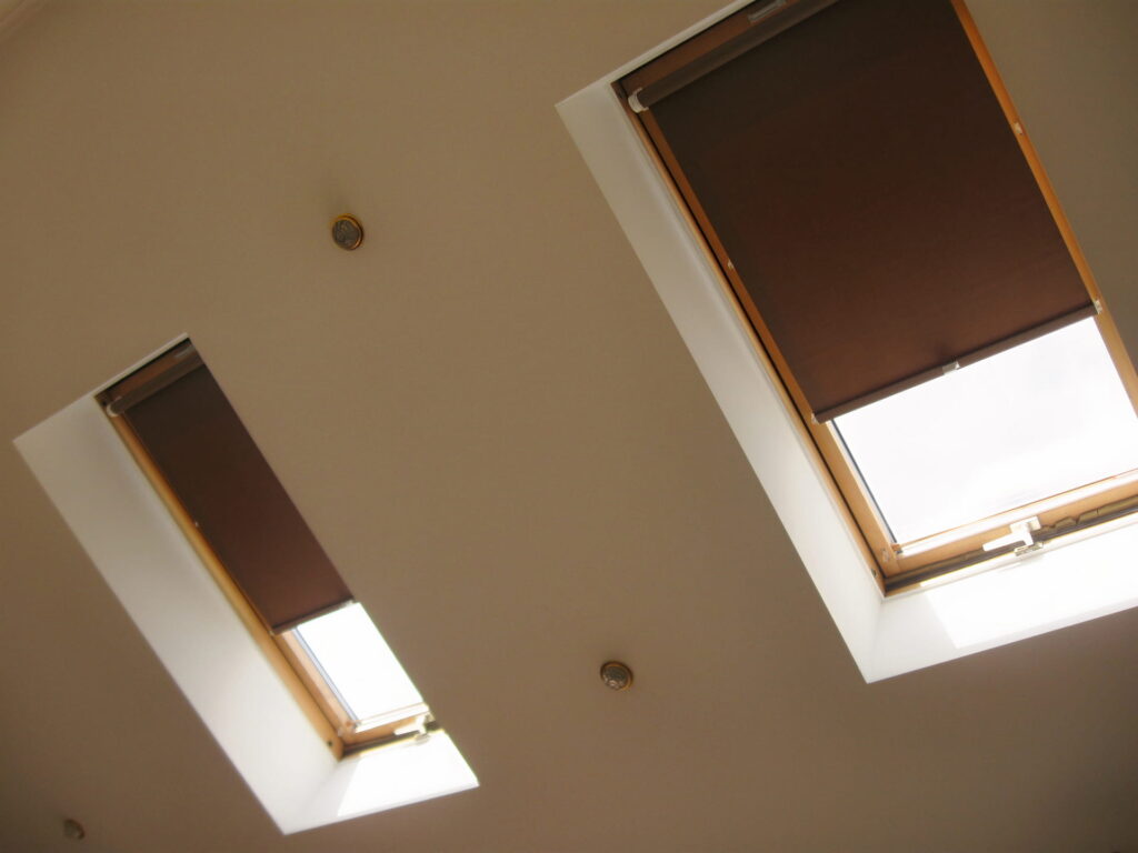 motorized skylight blinds